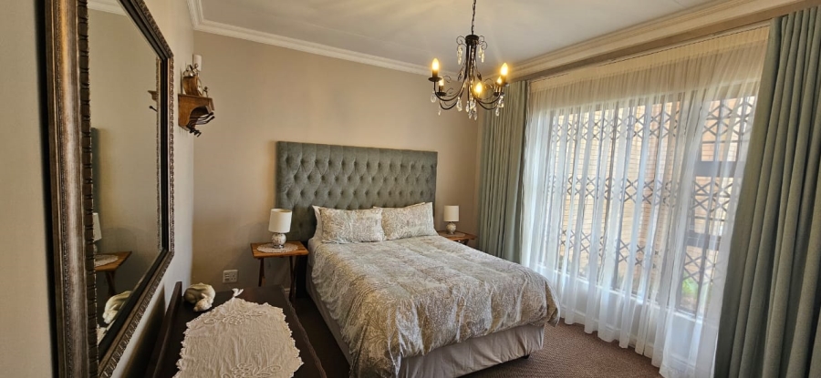 4 Bedroom Property for Sale in Wavecrest Eastern Cape